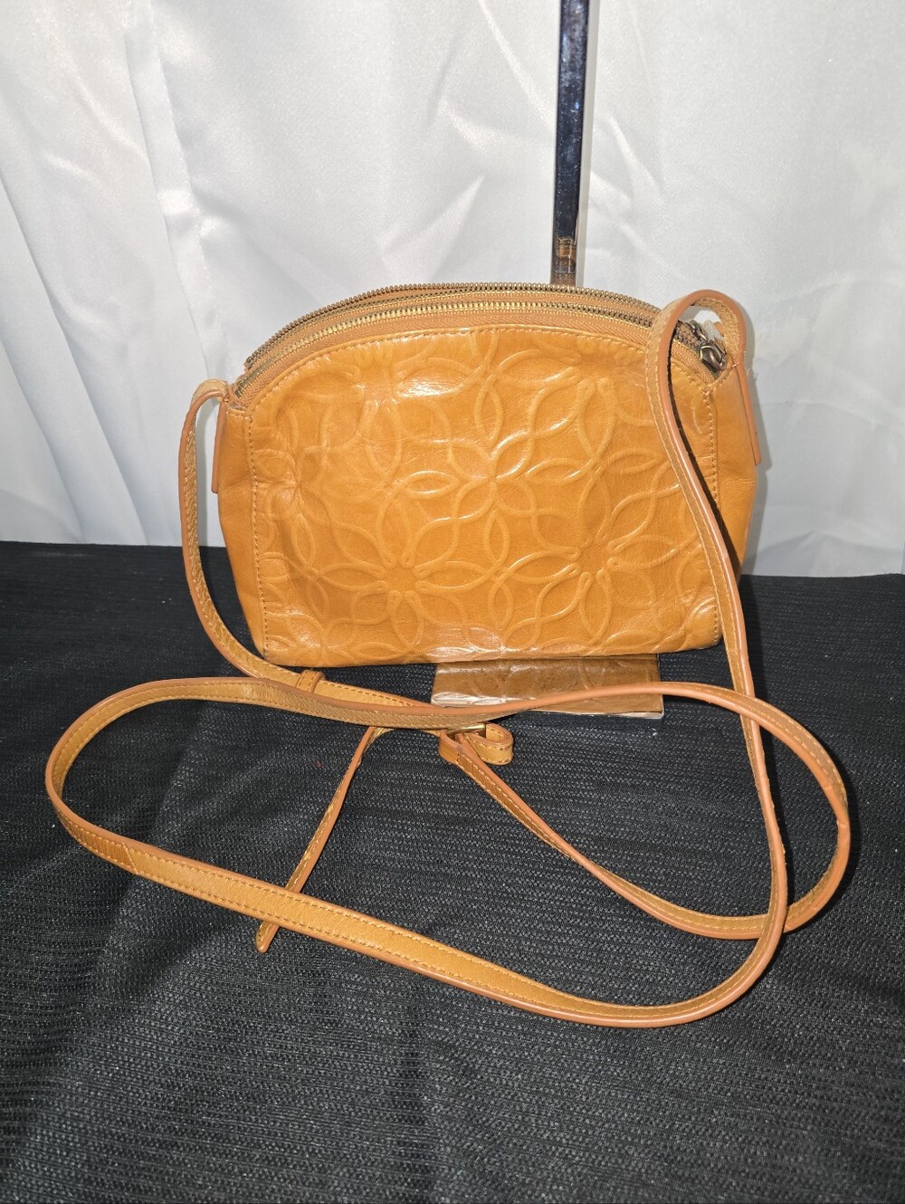 HOBO GENUINE Leather 3 DEVIDER Crossbody Bag with Quilted Designed